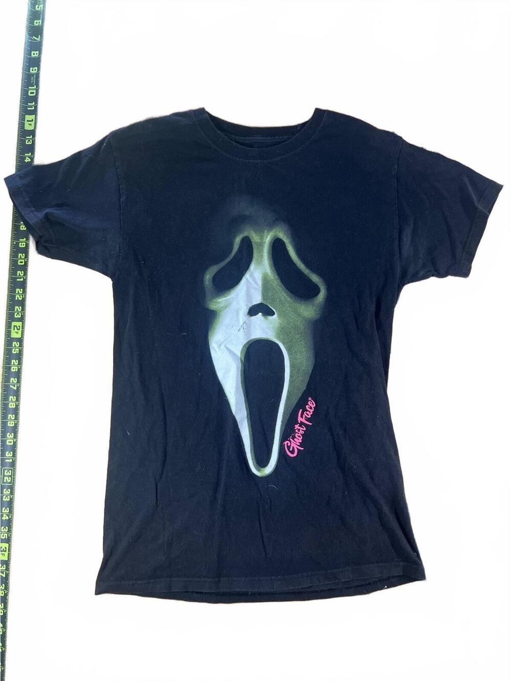 Ghost Face Icon of Halloween Black Graphic T-Shirt Small